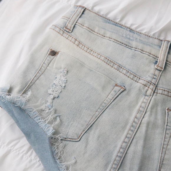 Amagansett Denim Shorts - Picture 7 of 7