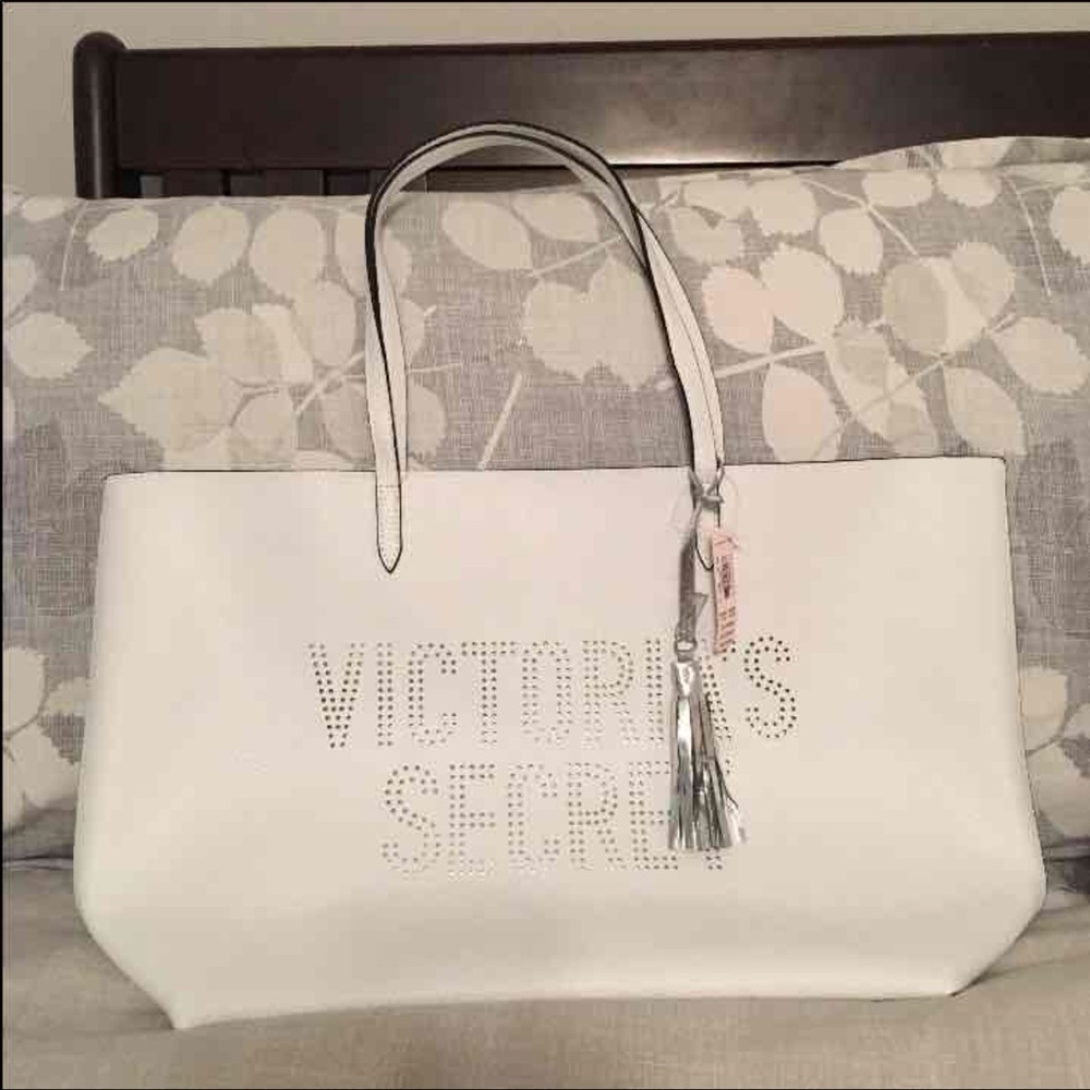 Large Victoria's Secret tote! FINAL SALE PRICE