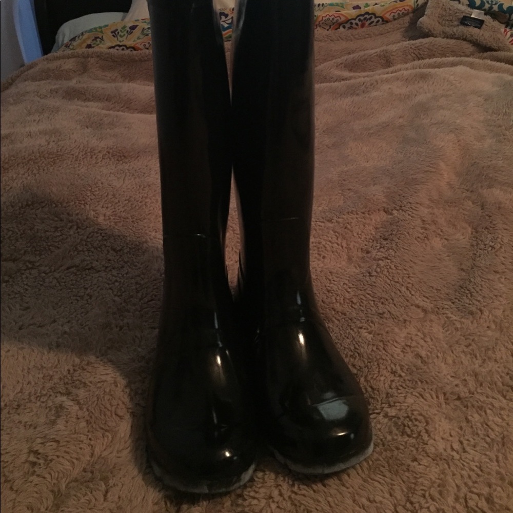 Rain boots, size 7