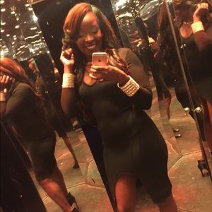 WORN ONCE!! Black bodycon dress (M)