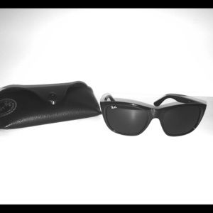 Rayban Catseye Black Sunnies