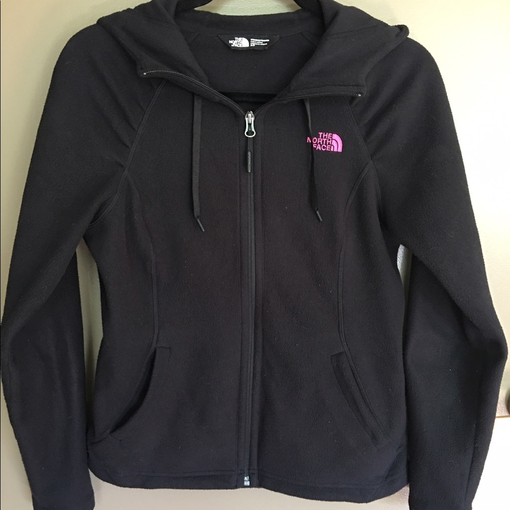 ❣️SOLD❣️The North face black jacket