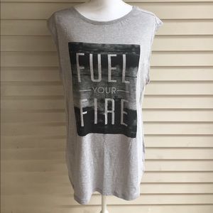 Old Navy Graphic Semi Fitted Tank