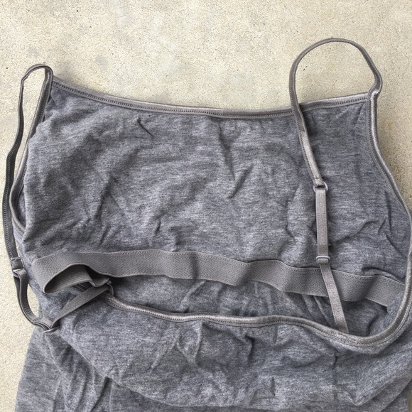 Grey Tank - Picture 3 of 4