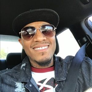 Meet your Posher, Kelvin