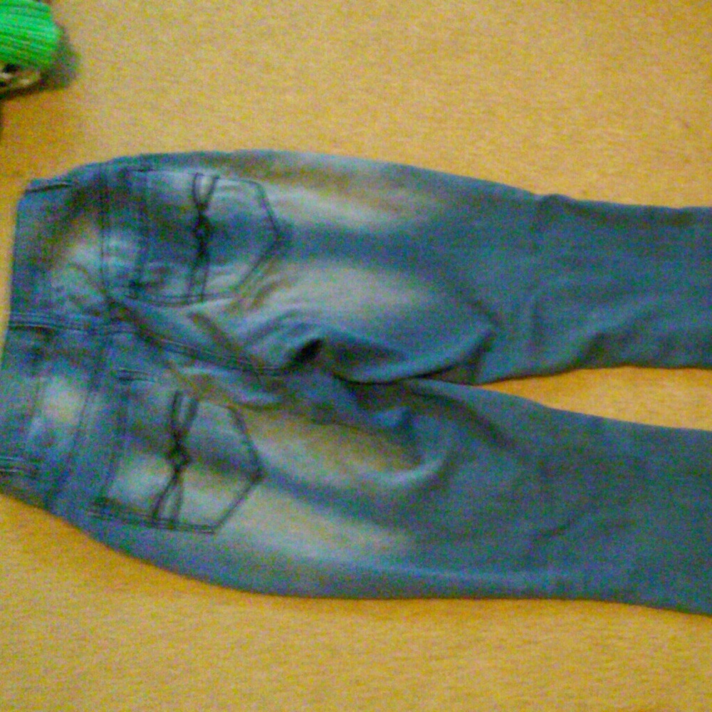 High waisted jeans