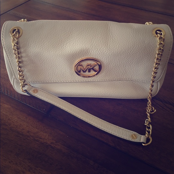 Michael Kors bag - Picture 1 of 3