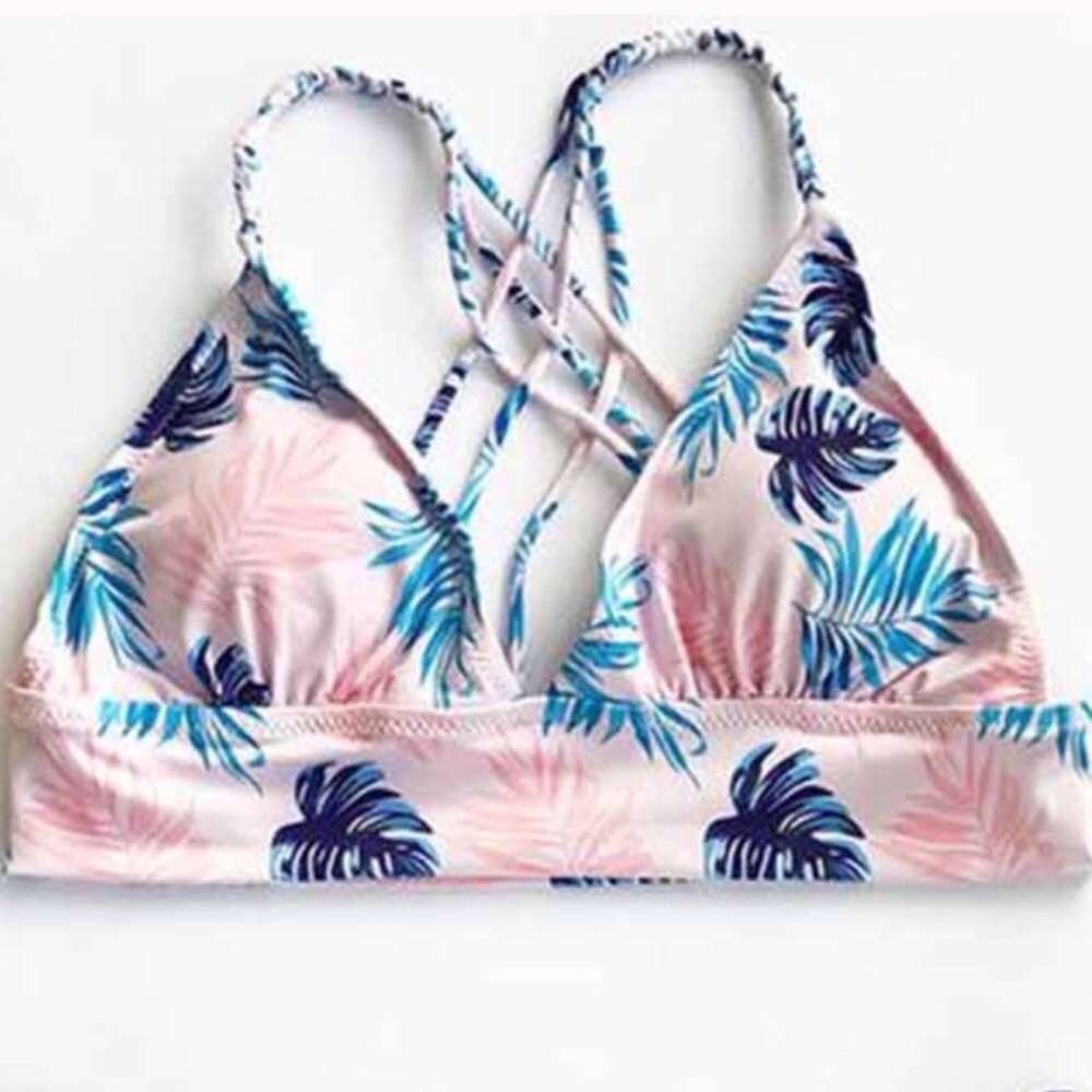 Brand new strappy bikini set