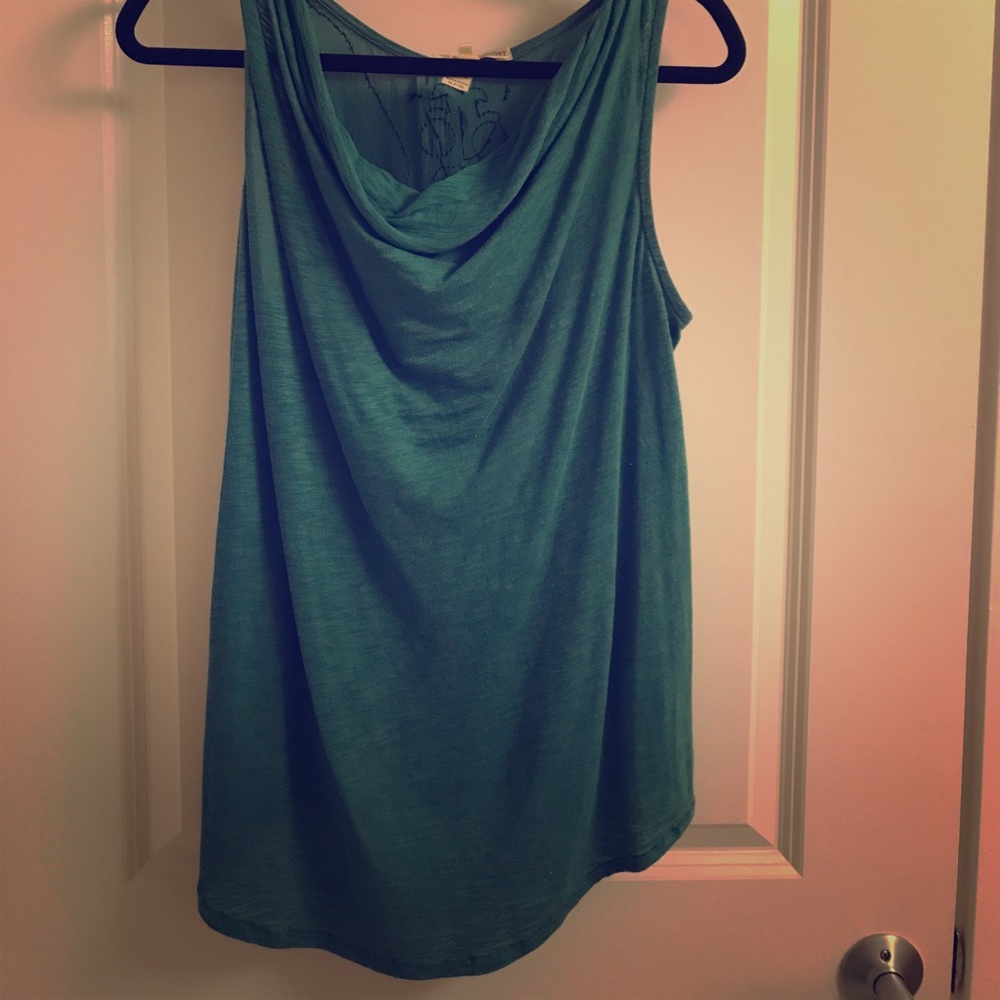 Threads 4 thoughts - green top-S 4