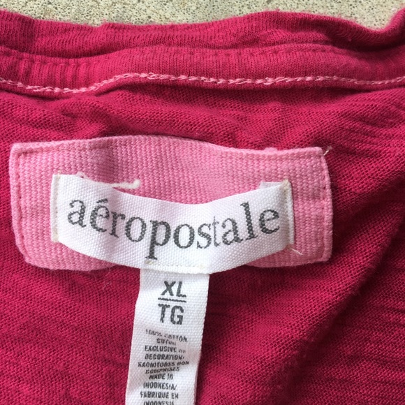Aeropostale Cranberry T-shirt - Picture 2 of 3