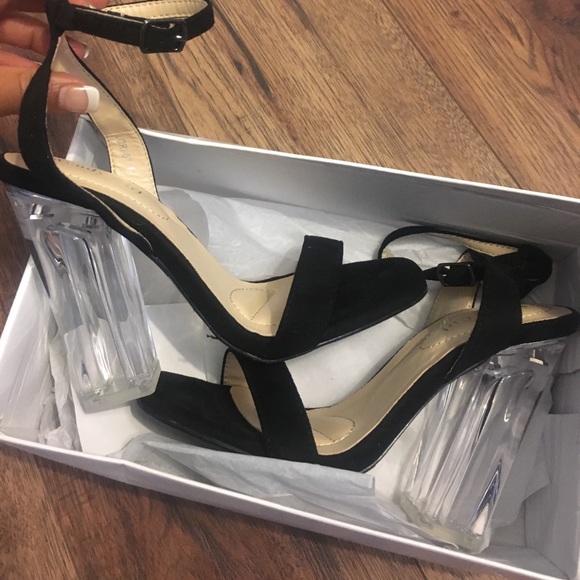 "Lori" Heels. clear heels - Picture 2 of 6
