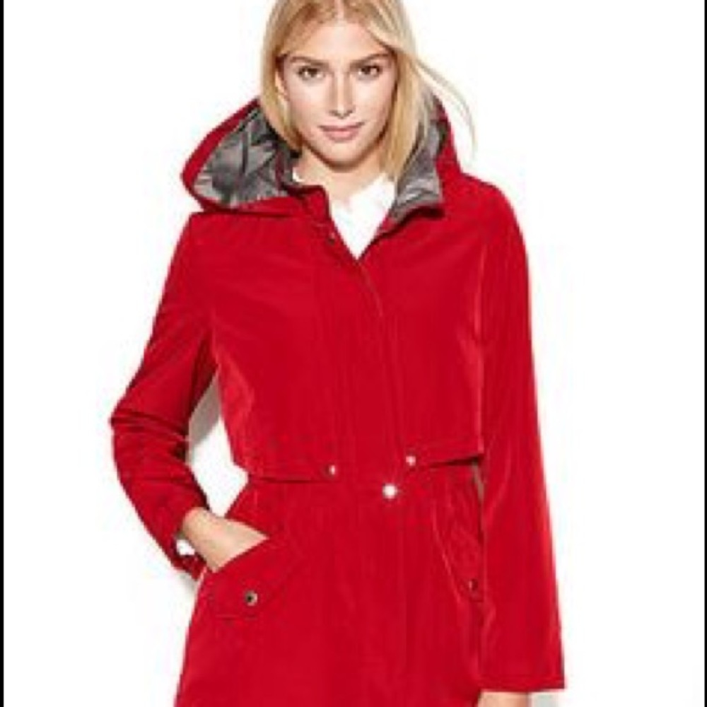 Nautica hooded rain resistant raincoat 🌦