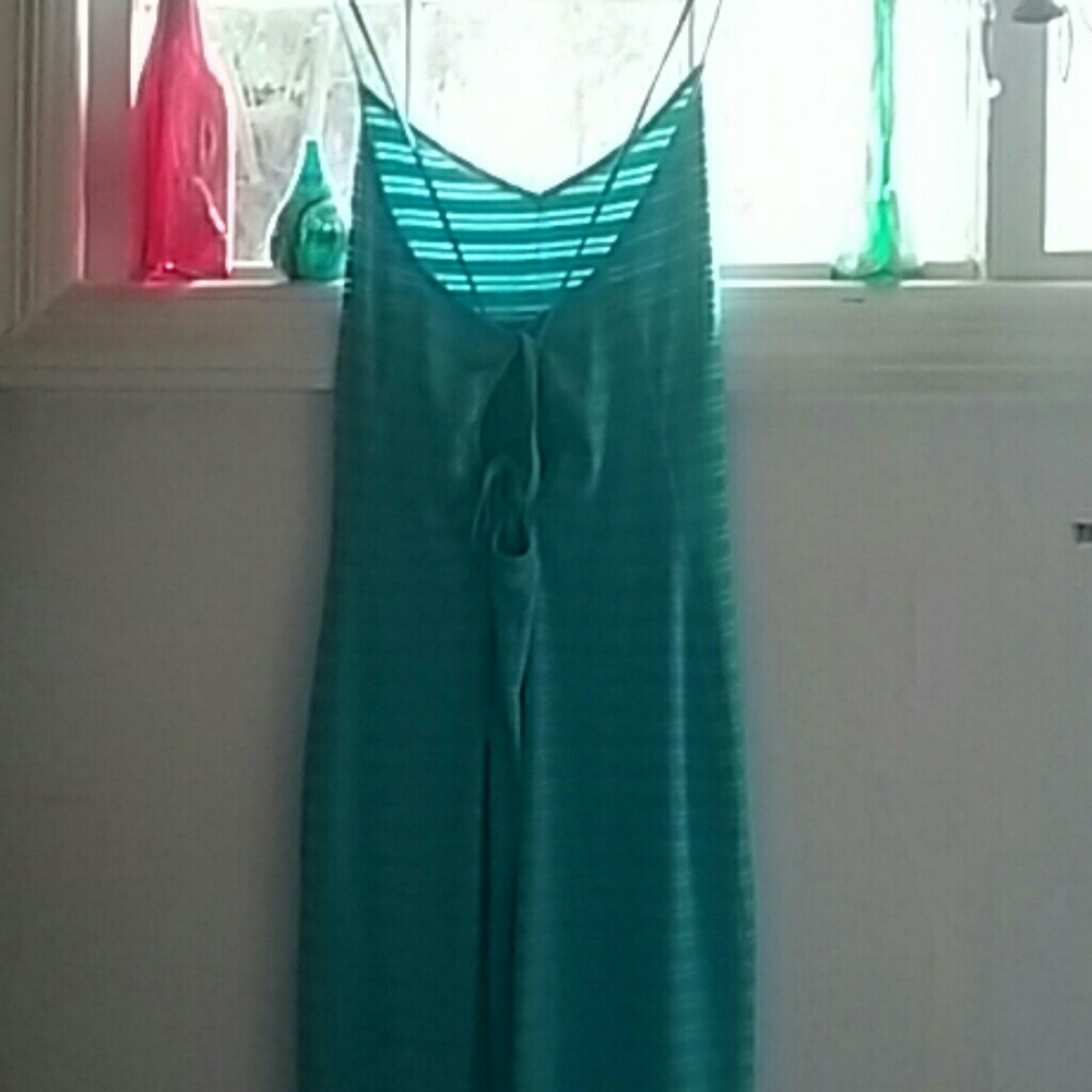 Bebe Dress - Picture 2 of 3