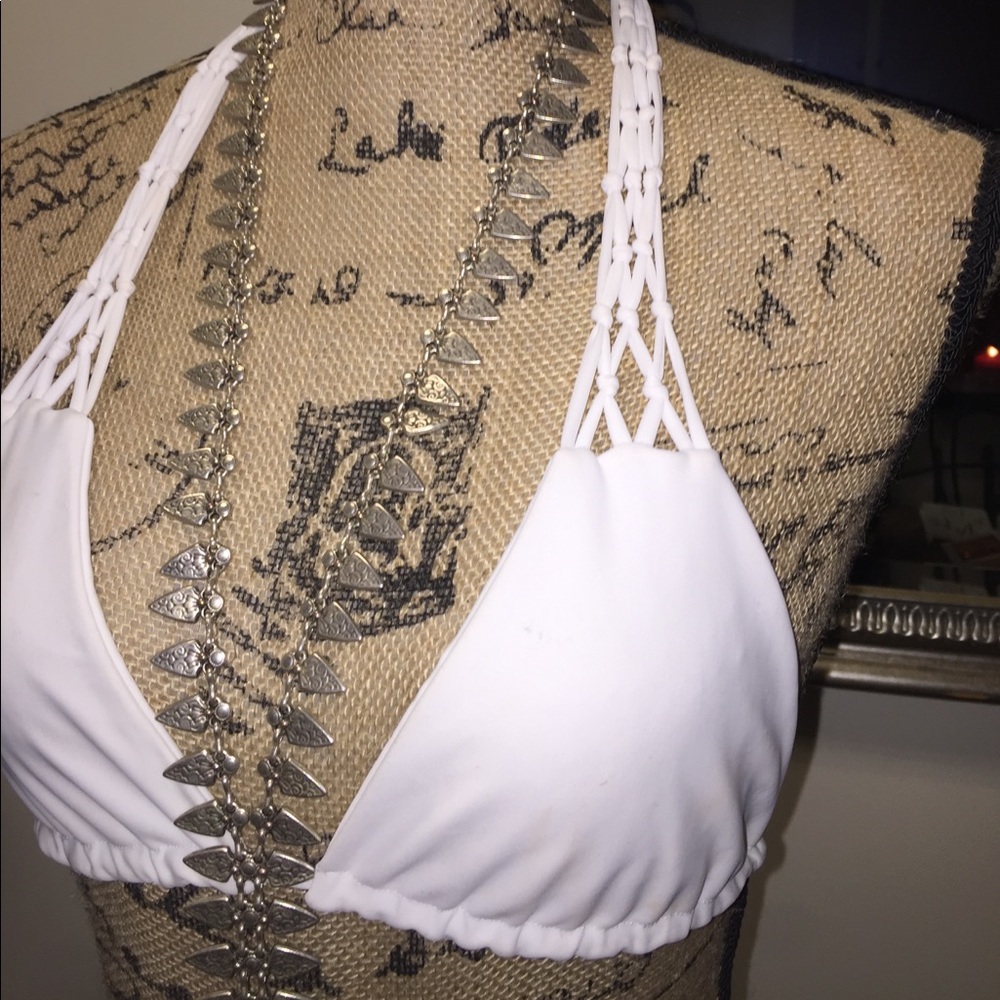 Mikoh White Top and Iro w &Green top