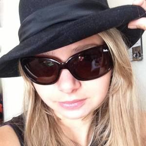 Meet your Posher, Viktoria