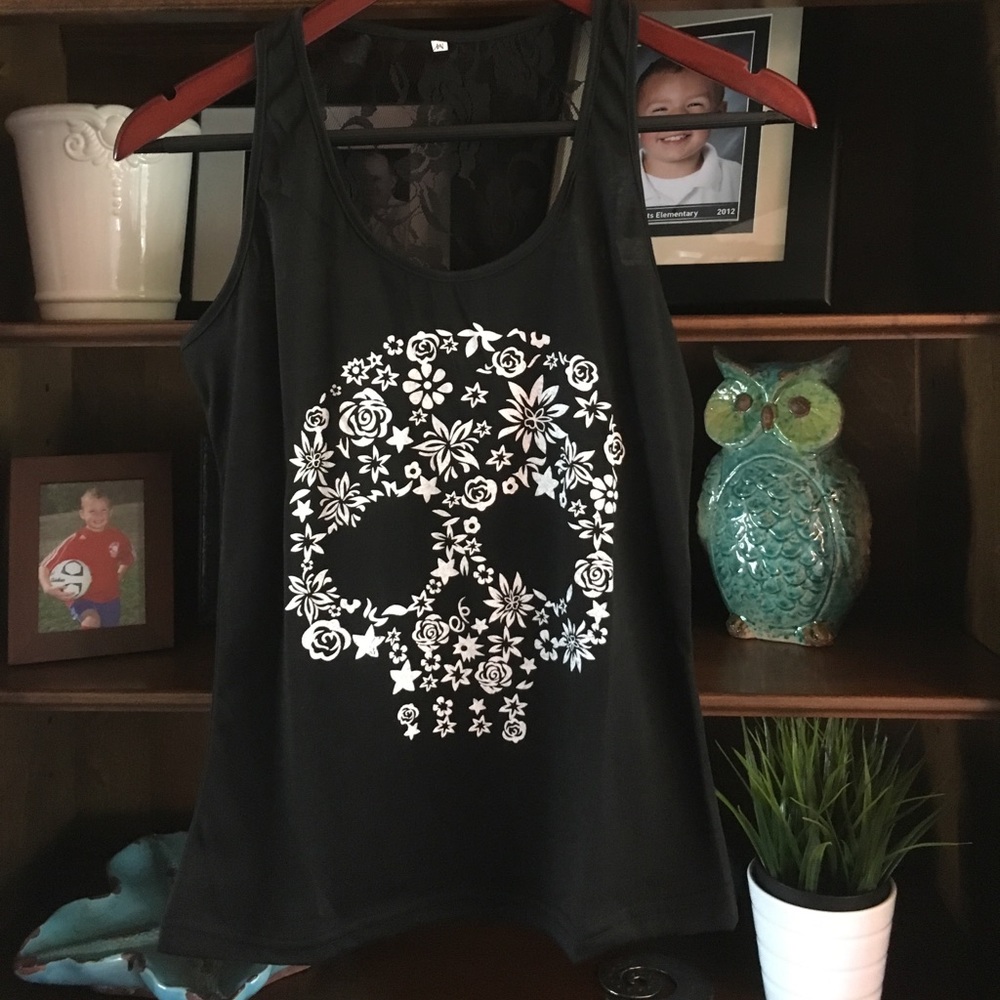 Skull Tank Top - Picture 3 of 4