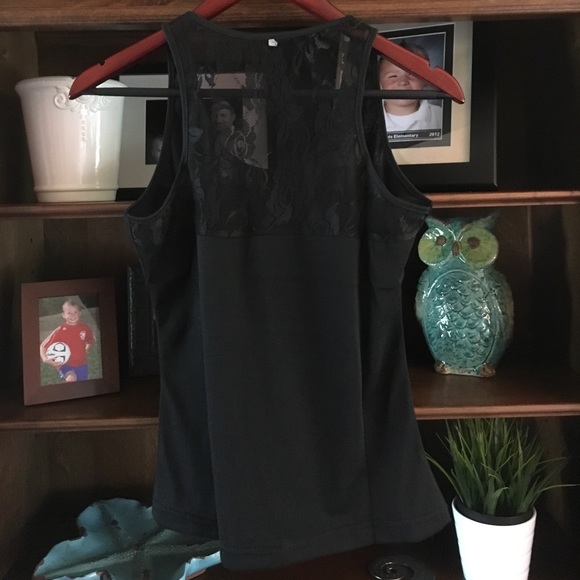 Skull Tank Top - Picture 4 of 4