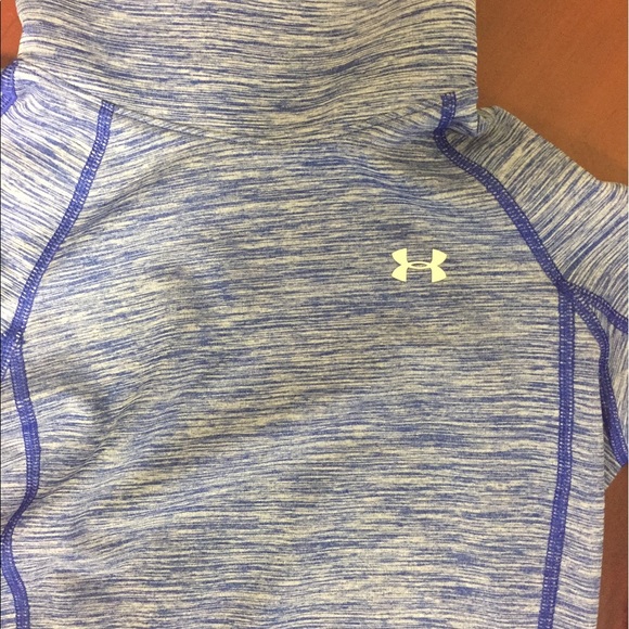 Under Armour workout shirt sz XS brand new - Picture 2 of 4