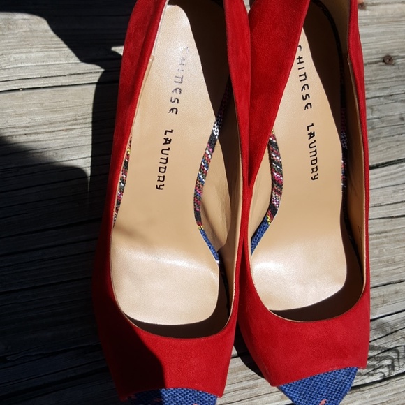 Red Suede w/ woven heel detail. - Picture 7 of 7