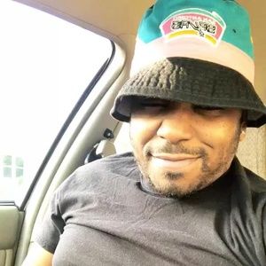 Meet your Posher, Joey