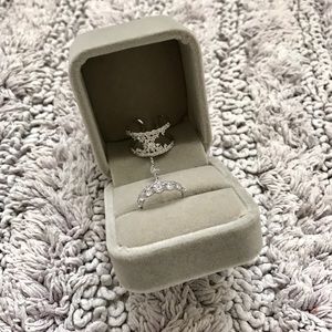 Handcuff Ring, Connected Ring