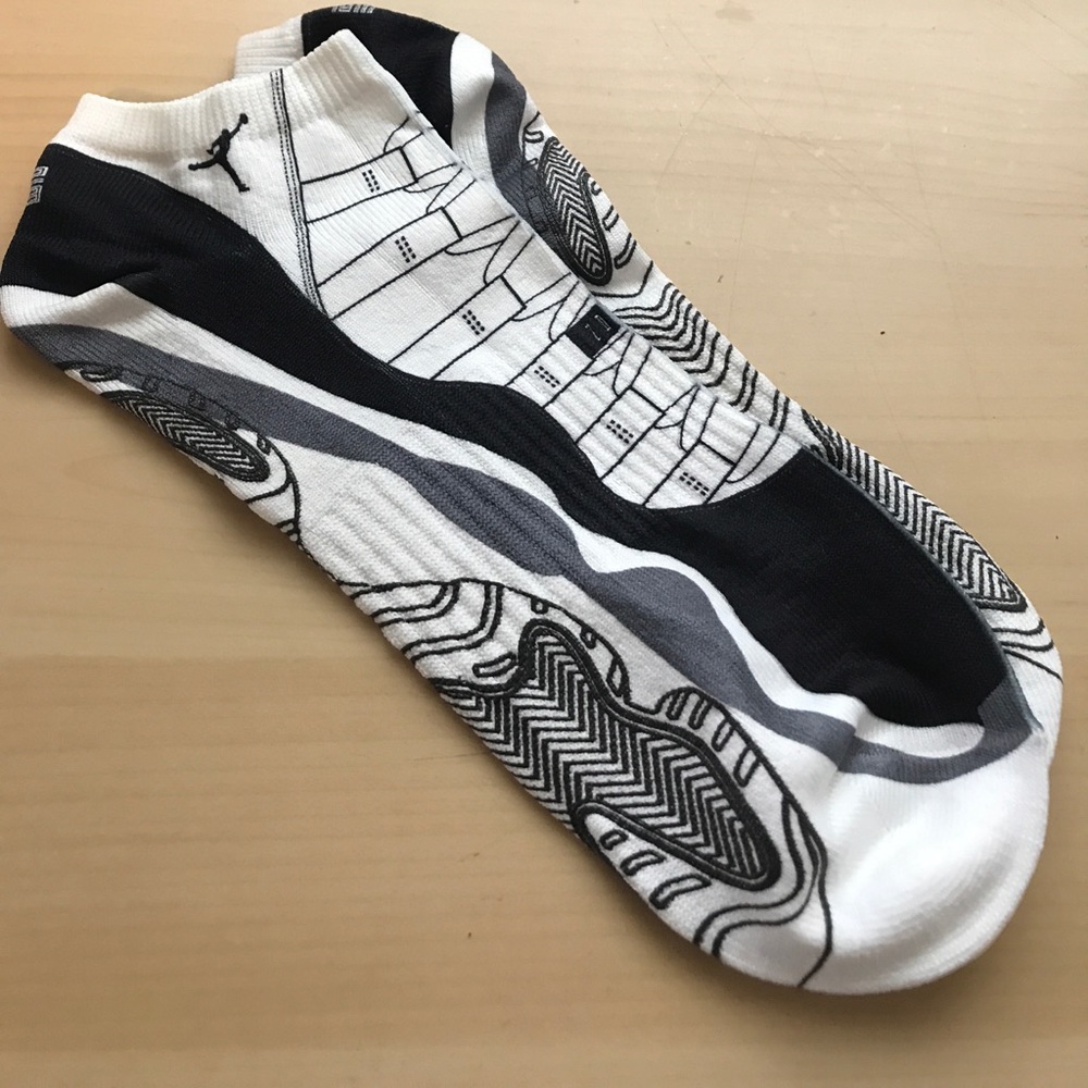 Jordan Retro 11 Bootie Socks No Offer!