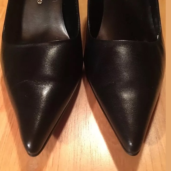 Sold - Picture 3 of 8