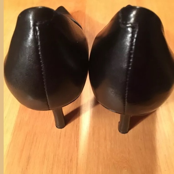 Sold - Picture 4 of 8