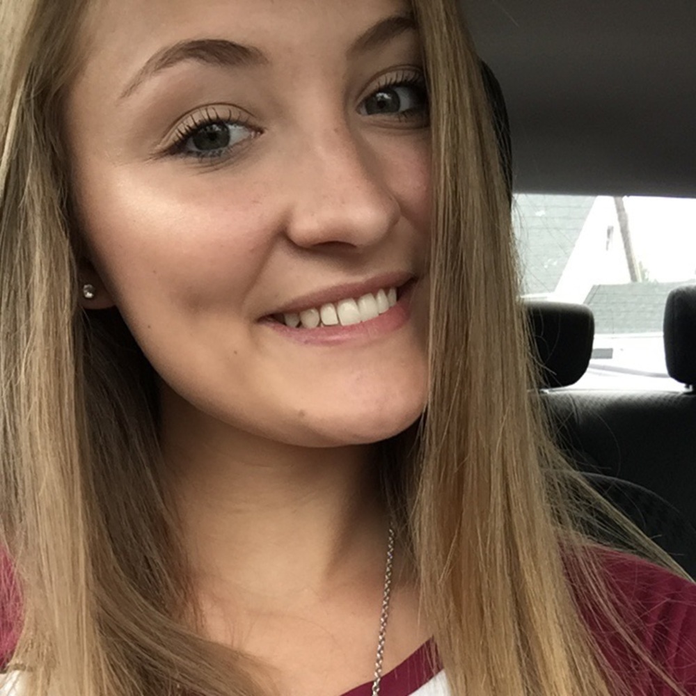 Meet your Posher, Carlie