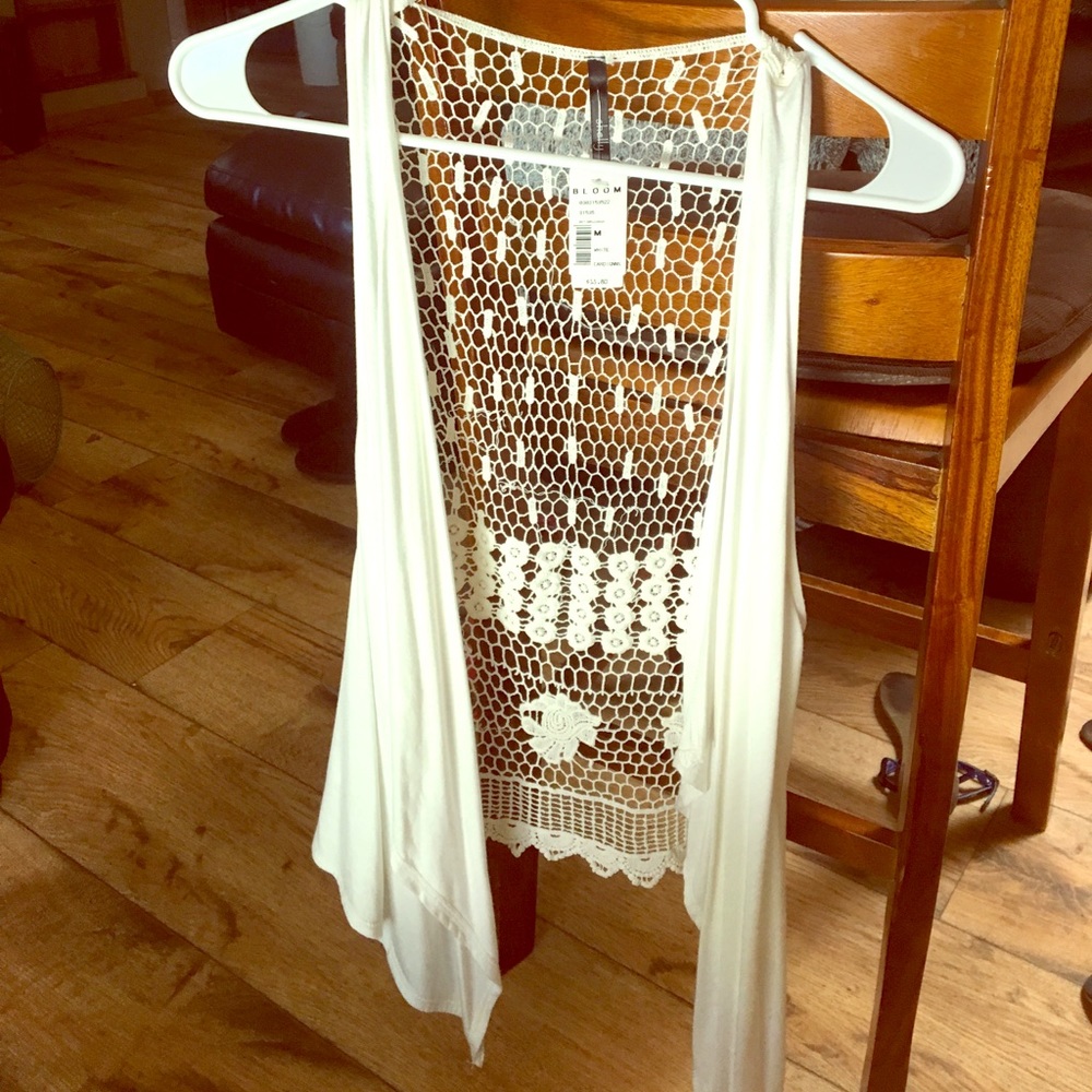 Light weight sleeveless cardigan