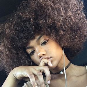 Meet your Posher, Angie 🦄