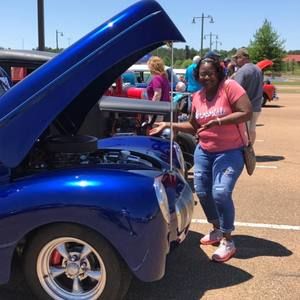 Meet your Posher, Vanessa