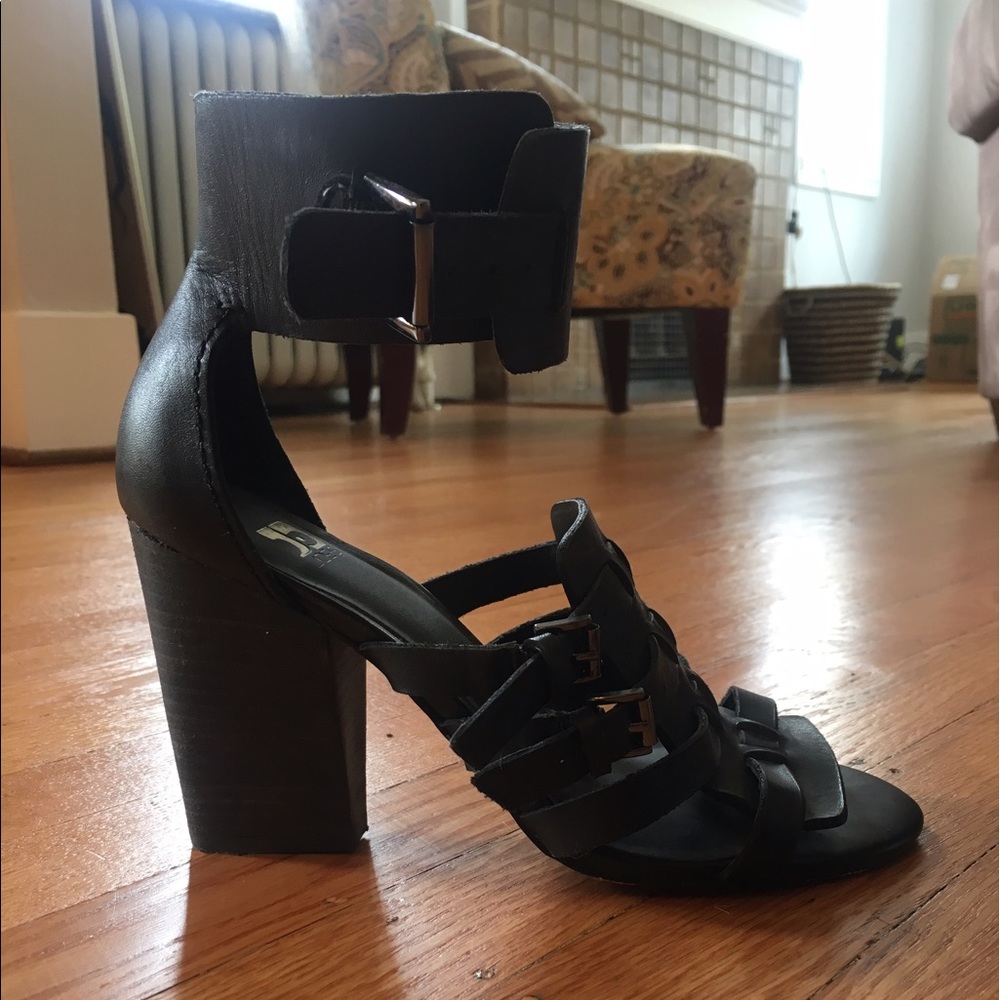Joe's jeans black leather chunky heel
