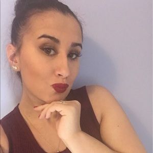 Meet your Posher, Erin