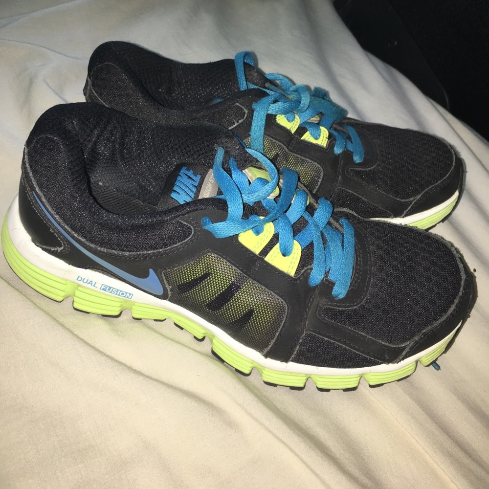 Nike Dual Fusion Run Sneakers