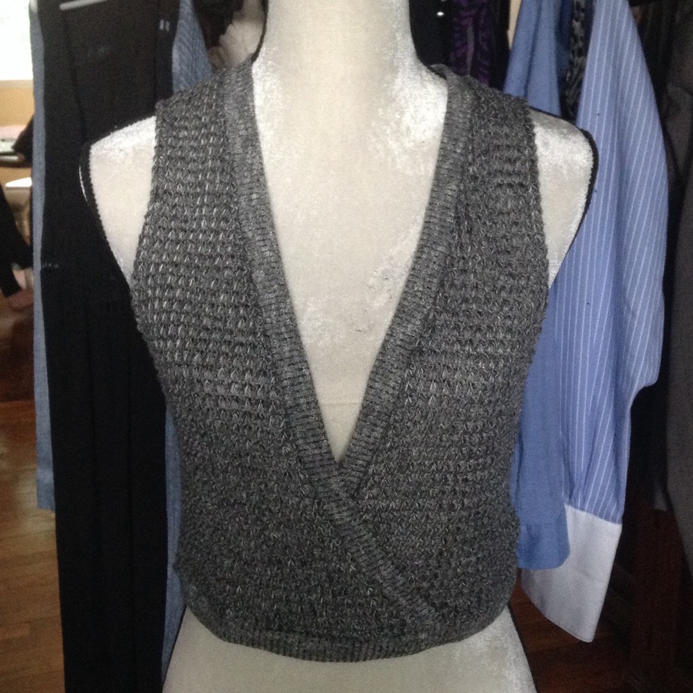 PRICEDROP Knit Surplice Crop Tank