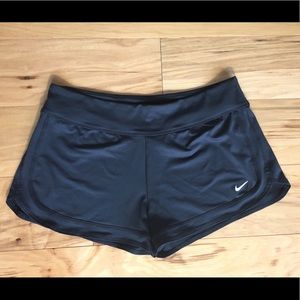 Woman's Nike Athletic black shorts medium