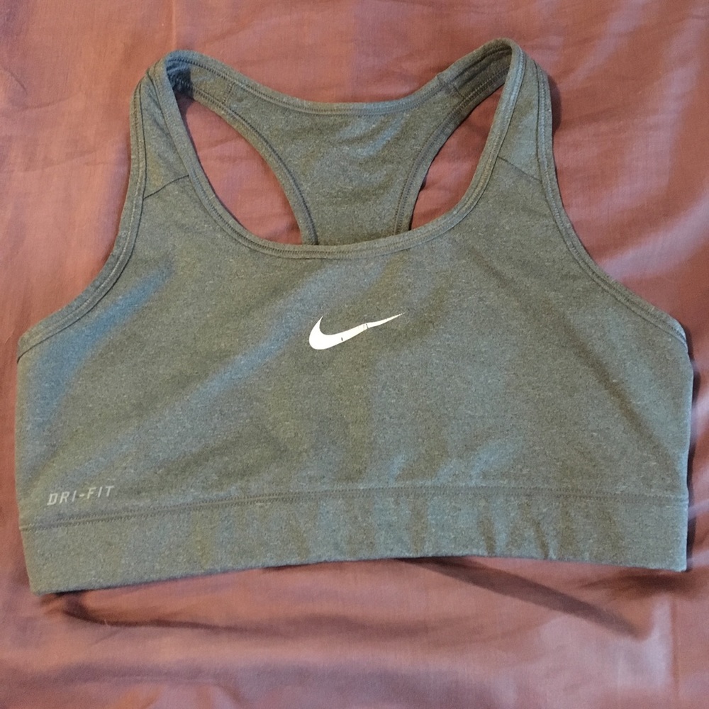Nike Pro sports bra medium