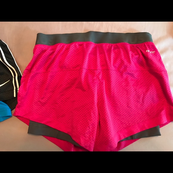 Bundle of two Nike shorts! - Picture 4 of 8