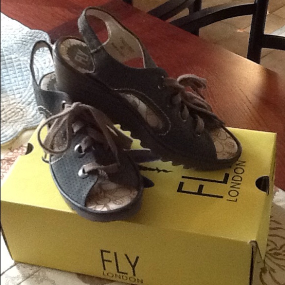 Fly London Ylva Sandals