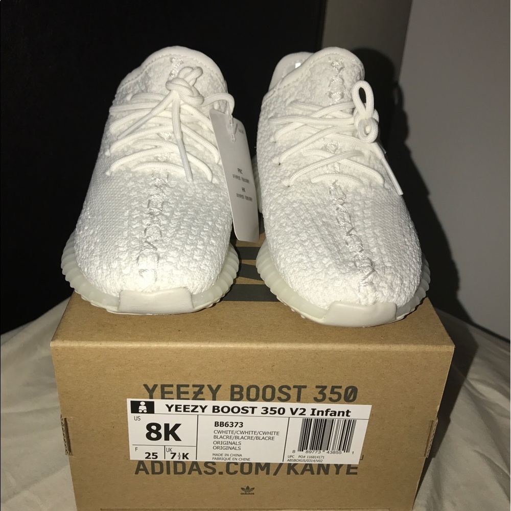 Yeezy white cream infant 8K