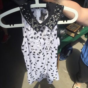 Black and white tank top