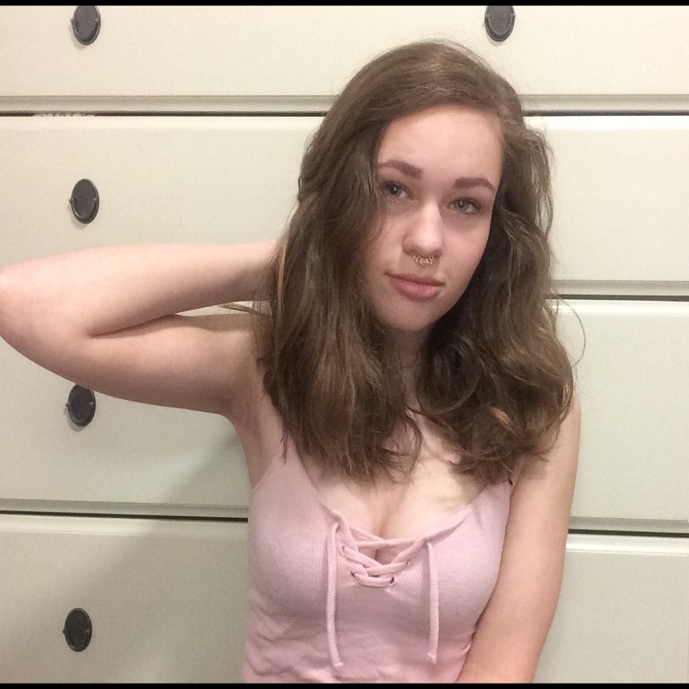 Meet your Posher, Abbie