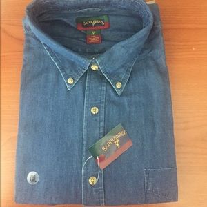 Men's saddlebred button down long sleeve shirt.