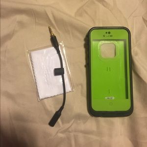 Iphone 5 Lifeproof Case