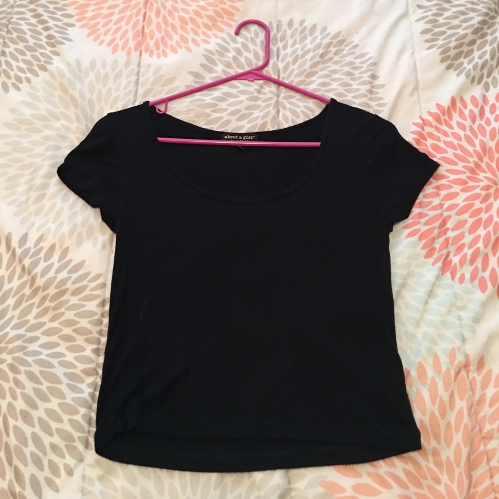 Simple black crop top