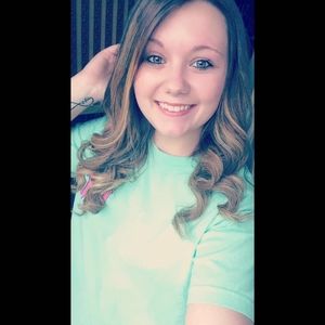 Meet your Posher, Haley