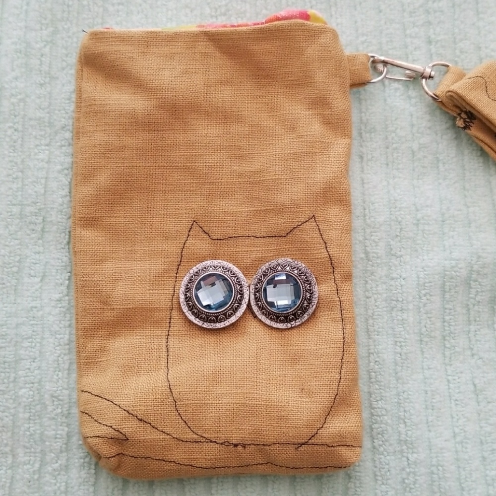 Cute owl wristlet