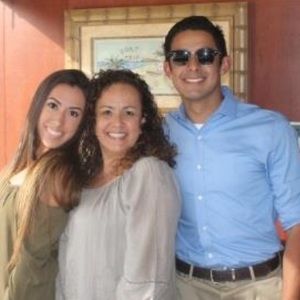 Meet your Posher, Ximena