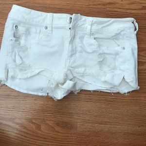 White American eagle shorts
